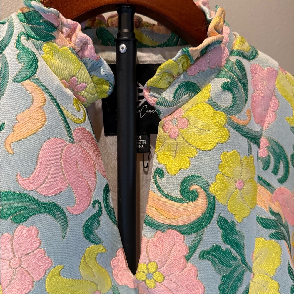 Floral Brocade Puff-Sleeve Mini Dress in Pastel Yellow & Pink - Picture 5 of 8